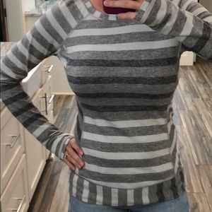 Lululemon workout top